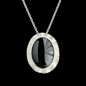 Vintage 925 sterling silver black onyx brooch pin Artisan made